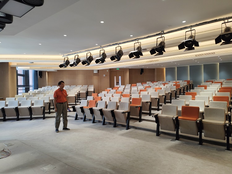 96eeb1e4db77fee27fb9ebaf0479145