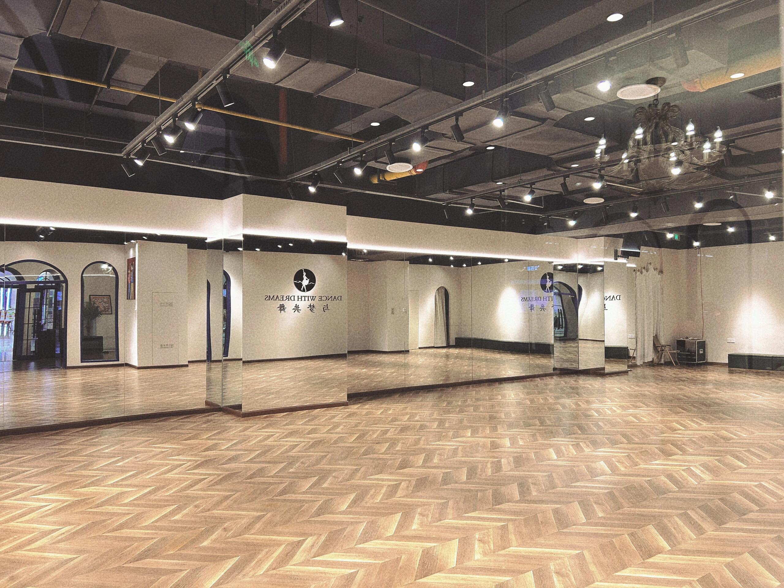 mmexport1743400828777